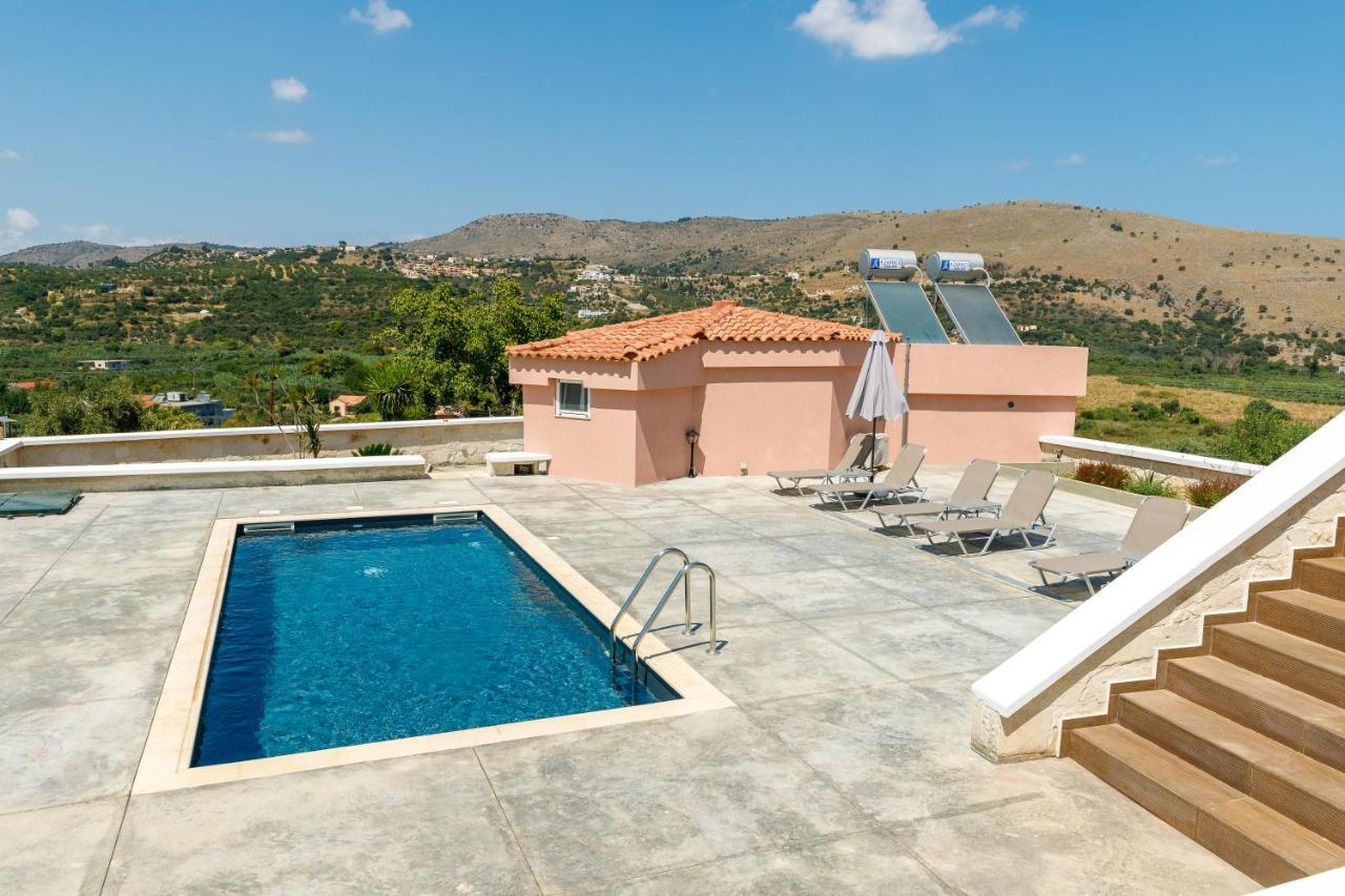 Georgioupoli Studio 2 With A Pool And Lake Views Extérieur photo