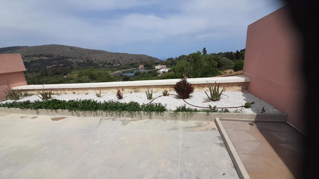 Georgioupoli Studio 2 With A Pool And Lake Views Extérieur photo